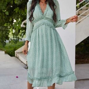 NWT C+D+M Collection Olive Midi Dress - Size S